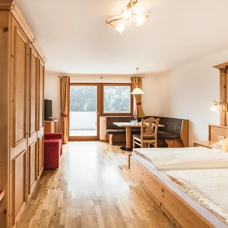 Rumanon 3* Urtijëi